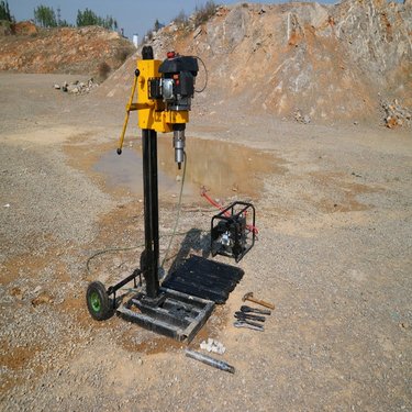 小型立体式地质勘探钻机XM30B型手持式取芯钻机 背包钻机