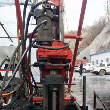 中重 绳索取芯钻机使用安全运行平稳动力强工作效率高源头厂家