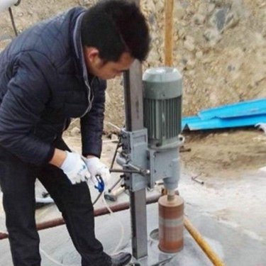 四川攀枝花隧道取芯水磨钻机 晋中隧道钻孔机