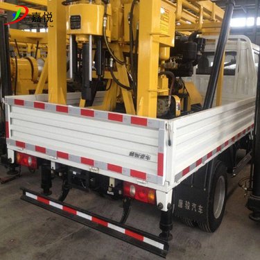 轻卡车载液压地质勘探钻机 200米岩石钻孔取芯机 XYC-200 汽车钻