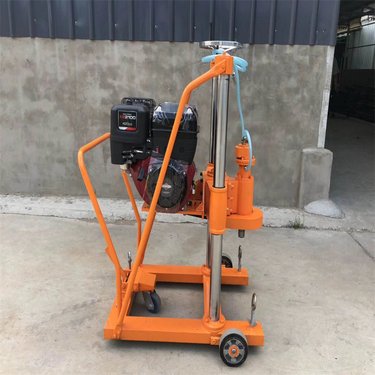 混凝土地面取芯钻机 钢筋打孔机 采用汽油发动机 操作简单