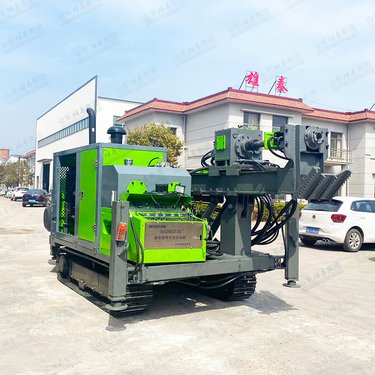 全液压探矿钻机 1000米绳索取芯钻可移动履带勘探岩芯设备