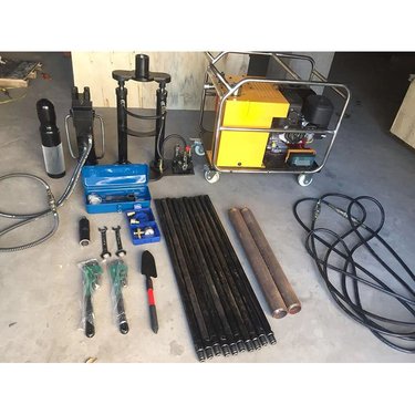 便携式液压取土机 勘探钻机 土壤取土机 履带式液压取芯钻机